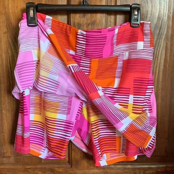 NWOT Gorgeous BO&NIC Athletic Skort cool and stretchy South Carolina Boutique S - Picture 5 of 6